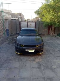 تشارجر ٢٠١٥ • مكينة ٣.٦ • فتحة سقف