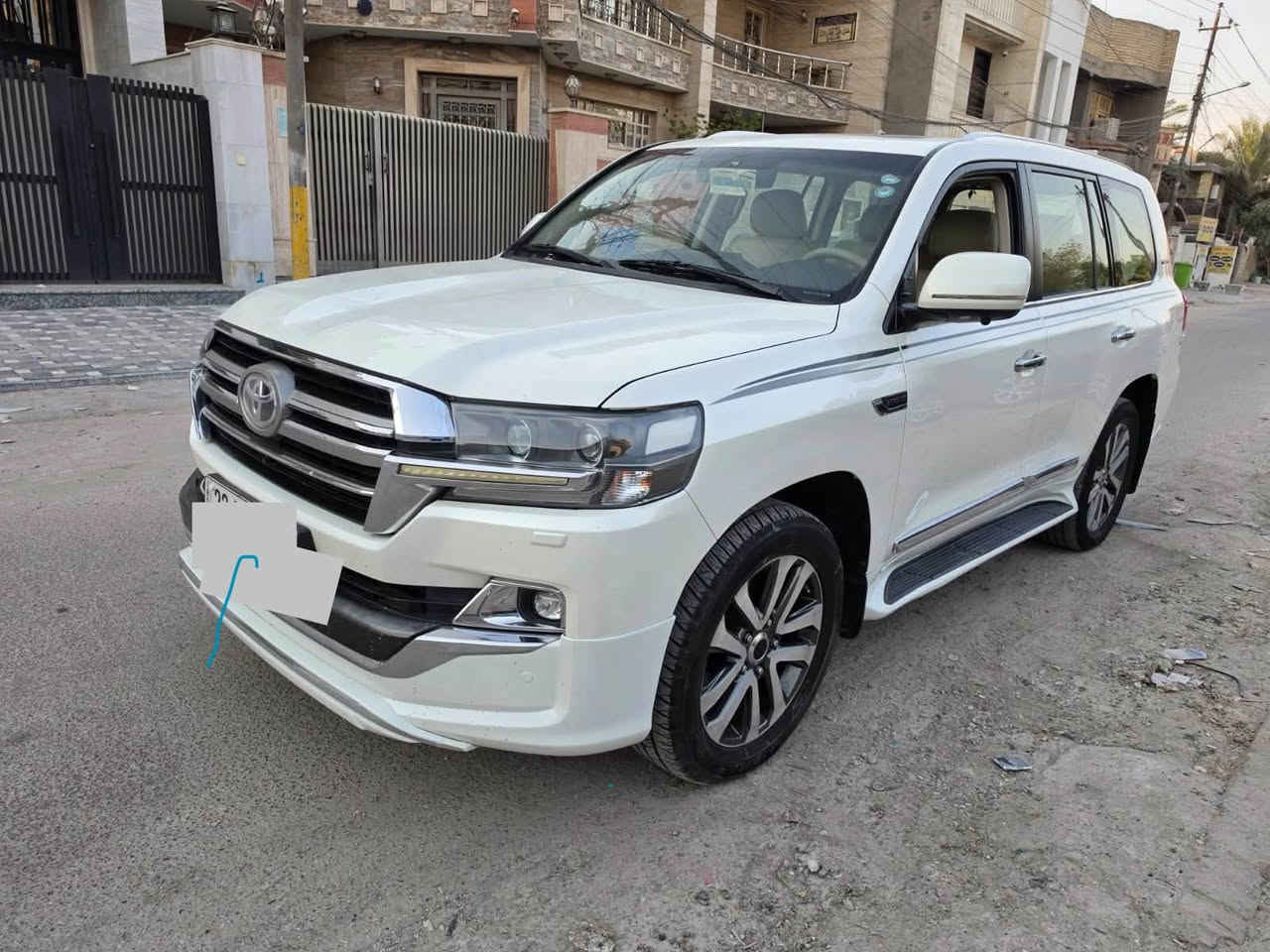 السلام عليكم
لاندكروز موديل ٢٠١٩ ساز Gxr رقم أربيل السيارة بأسمنا 
ماشية ٩٠ الف بيها ملاحظات منشورة بالسونار السعر ٤٥٠ $ مكان السيارة بغداد منطقة نجيب باشا 
***********

