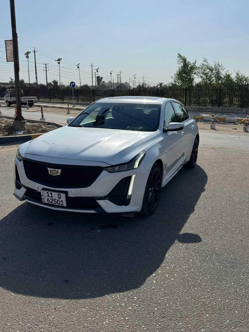 السعر 155 وبيه مجال  بسيط جدا
Ct5 2023 
سياره ماشيه 20 الف 
حادث سياره بنيد وجاملغ 
وباب خلفي وجاملغ خلفي ضربه سطحيه ايرياك طاك وراجع سستم
فول 1/1 
بانوراما 
كشن جلد 
داتا شو 
5 كامرات 
رادار 
داخل كاربون فايبر
سستم صوت boos
كشنات كهرباء 
مكان السياره حي الخضراء 
***********
