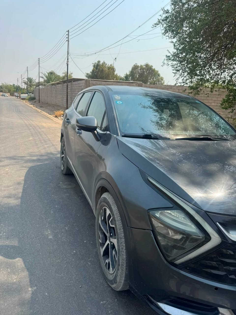 سبورتج امريكي 2023
فول مواصفات عدا البانوراما 
محرك 2500
كشنات تدفئة 

شاشة متصلة
حساسات كاملة 
بصمة تشغيل عند بعد
السعر 182 وبيها مجال
***********
