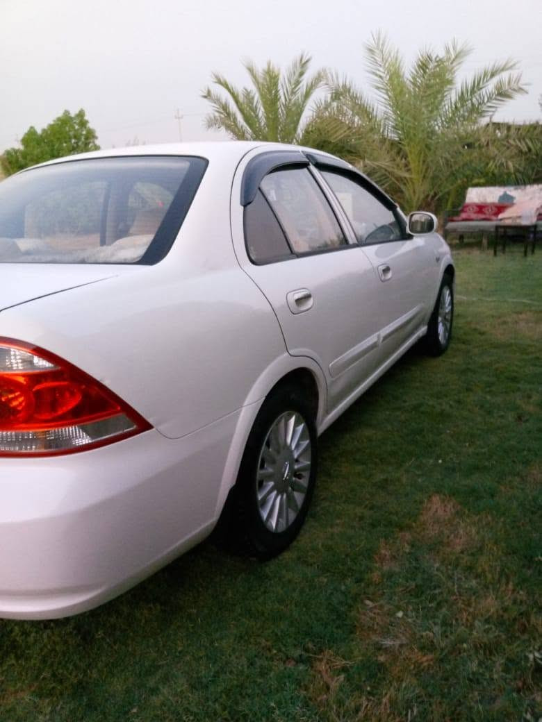 نيسان سني 2010 بأسمي
رقم بغداد السيارة مكفولة وجديده 
السعر 100 وبيها مجال 
متواجد على هذا الرقم ***********
