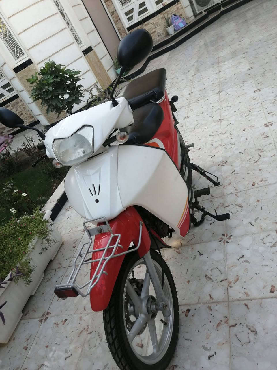 دراجه سرفيس كوريه بلاده نقصها كتف وعطل كهربائي *********** واتساب ومازنجر مامتواحد بالخط
