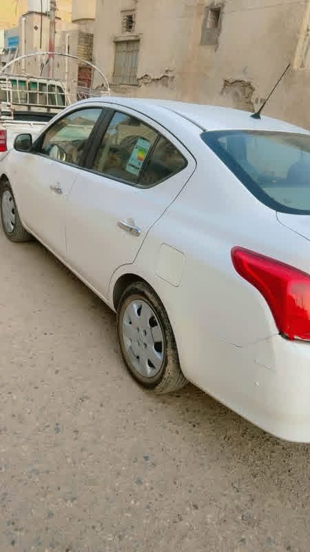 نيسان صني موديل 2024  ماشيه ٥٠ الف
السعر ١٠٥ وبيها مجال قليل ***********
