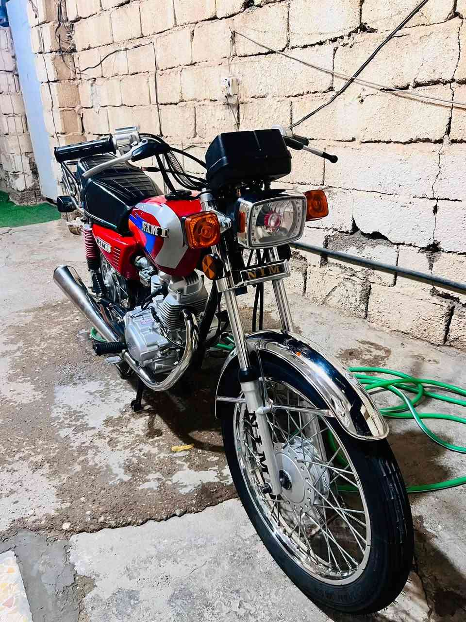26دراجه مكفوله توني ماخذها بس مااحب ل4كير كظيت بيها شغلي واريد ابيعها سعر725
***********مكاني كوت حي الحكيم
