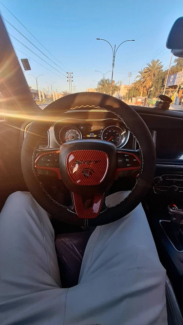 السلام عليكم جارجر ٢٠١٧ sxt رقم بغداد باسمي 
 السياره كلين بيه بارد يم قبق بانزين استخدام بيت أمانة الله وباسمي السياره اب كربلاء ودبل كود السياره السعر ١٩٥ وبيه مجال ***********
