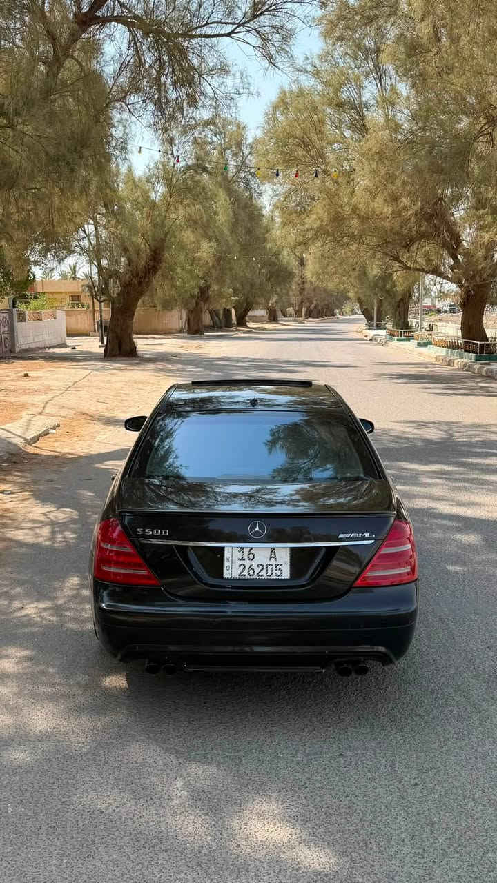 للبيع مارسدس S500 Vip موديل 2007 فول الفول وارد  يابان
السياره ماشيه 125 الف كيلو حقيقي   

التفاصيل والمواصفات 
5 بردات كهرباء

5 كوشنات تدفئه تبريد مع تجاوي كهرباء 

 ايرباك عدد 18 تكم وكشنات 

سيدي جنجر 6 اقراص مع نظام تشغيل Dvd +mp3 +awx

شاشة دوارة

تبريد امامي خلفي والتكم الخلفيه
 
كاميره خلفيه اصليه

  4 بيبان شفط مع صندوق شفط 

جام تظليل بلادي رئاسي بولارايز عند التعرض لاشعه الشمس 

 ستيرن كهرباء 4 اتجاهات 

4 المقاعد كهرباء مع خزن حسب الوضع الي يعجبك 

جكات كهرباء حسب رغبه السائق تصعد وتنزل
 
حساسات امامي وخلفي
 
مرأه الجوانب عاكسه للضوء مع انقلاب عند الرجوع للخلف 

اناره ترحيب عند الفتح والقفل مع غلق المرأه الجانبيه عند الأغلاق اوتو 

نظام الهولد عند التوقف
 
 

لايت دوار عند الاستادره يمين ويسار 

ثلاث أنظمه للقياده S/C/M

البيبان الخلفيه لارج الحجم الكبير رئاسي 

مقاعد حظن عند الاستدارة يمين يسار

دخول ذكي مع اناره ترحيب عند الفتح والغلق 

اكو بعد مواصفات  الجنايه يعرفوهه هاي ابرزها 

ملاحظه / السياره موديل 2007 بيها فقط جاملغ صبغ بدون ضربه جاملغ امامي جهة سائق فقط مسويلهه صيانه عامه دهن وفلاتر وحمام وحداده  وبطارية

عليها كزوز برابوس 🔥

للاستفسار الاتصال على *********** واتساب
***********
‎مكان السياره ذي قار
السعر ١٧٥ بيها مجال قليل
