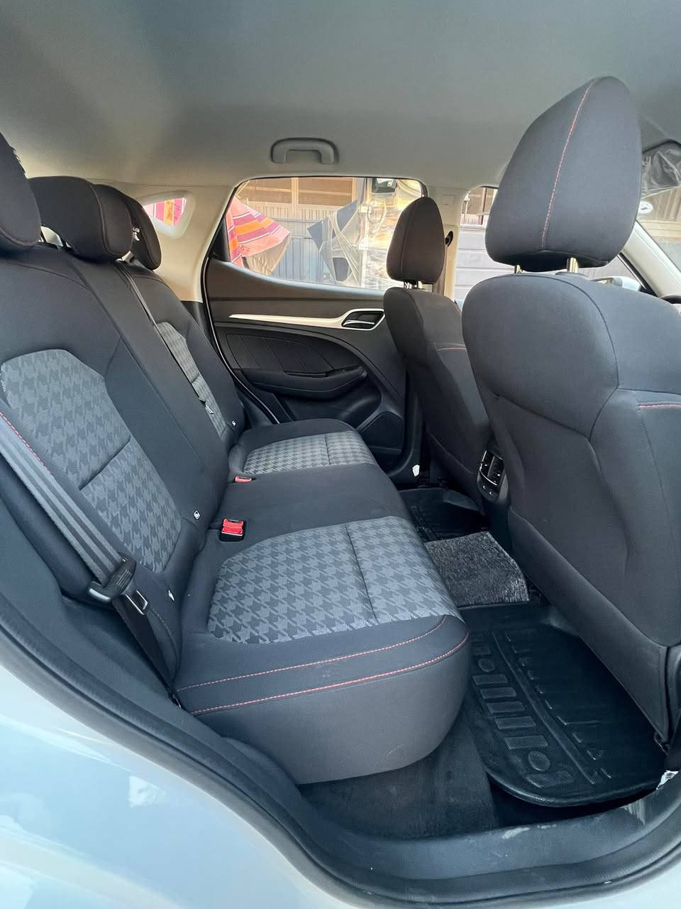 Mg zs 2025 
20 km  
هیچی پێوە نیە 
***********
