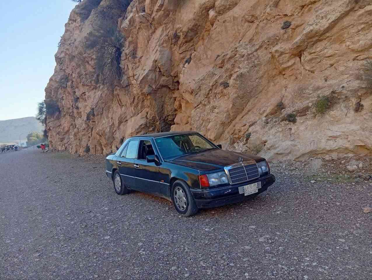 سلام عليكم مرسيدس دب للبيع موديل 91 تبريد خير من الله صدر جديد تاير جديد فتحه سقف قواعد دبل بلاد بدون دواخل السياره خير من الله بس محرك كايم سعر 45 مكاني ديالى شهربان شراي بيك خير ودلل مراوس حسب القناعه الاستفسار***********
