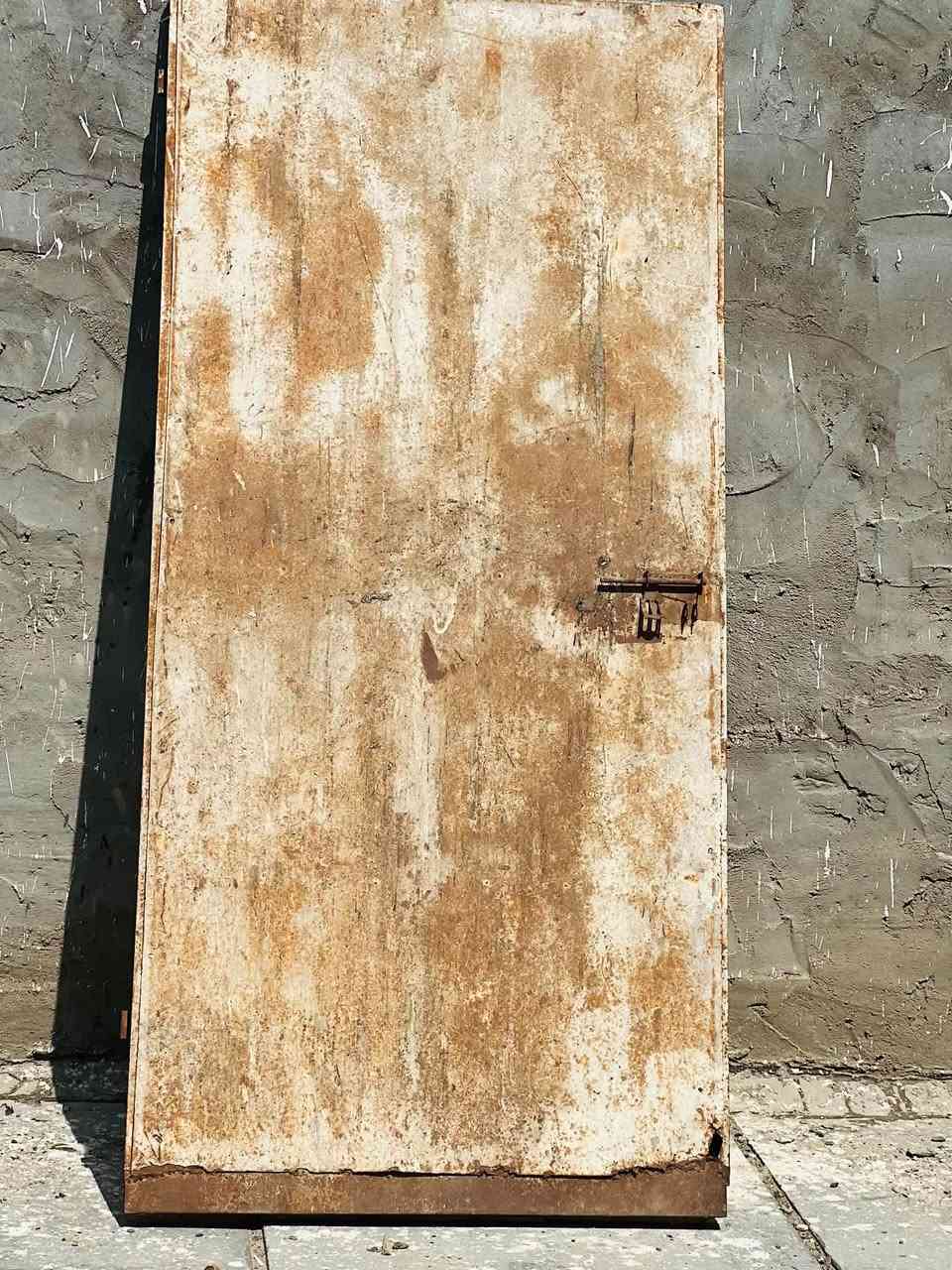 السلام عليكم بيبان عدد2مثل ما واضح بل صوره سعر الواحد 25مكاني بصره ***********
