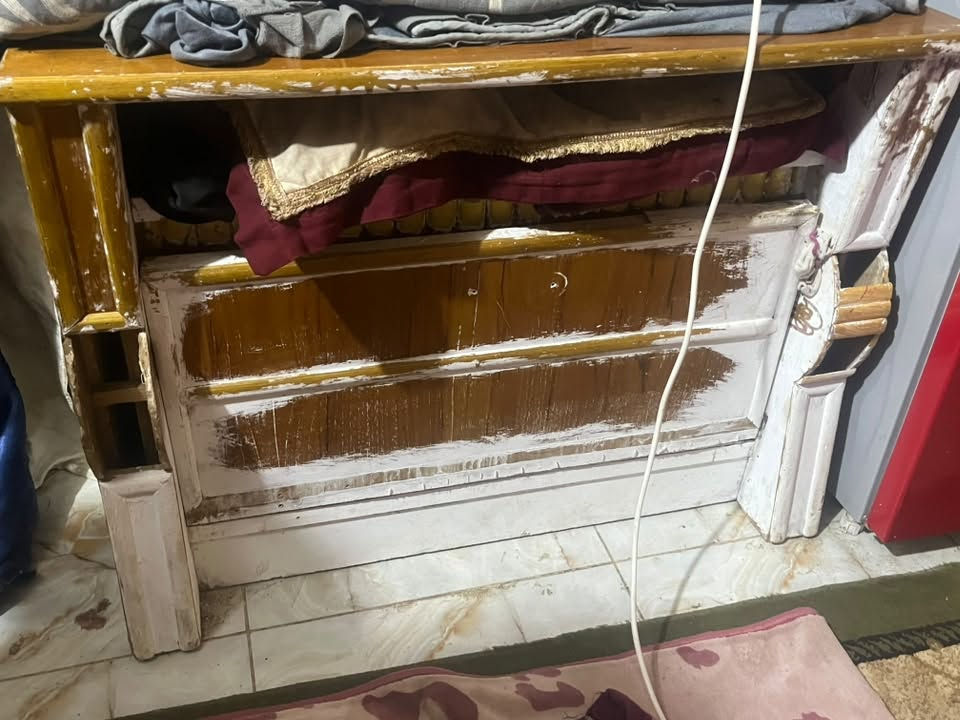 غرفه هاذ حالهاا كدامكم معروضه بـ350صاج عراقي مسوينها بمليون ونص تصال ***********
