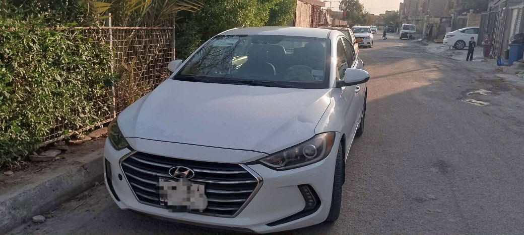 الانتر لبيع موديل18 وارد امريكا سيارة حيل نظيفة كير ومكينة رقم بغداد خصوصي العنوان المشتل الامين رقم الموبايل *********** السعر 120
