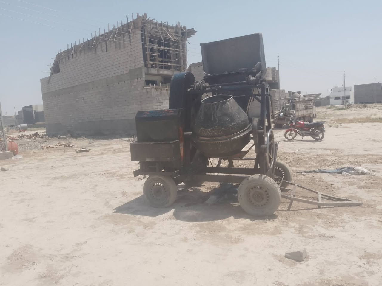 السلام عليكم خباطة للبيع جاهزة شرط الشغل سعرها مليونين وربع وبيها مجال 
الي يريدهة يتصل على هذا الرقم ماجاوب ع الفيس
***********
