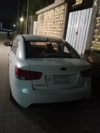 سيراتو • ٢٠١٢ • باب سائق مبدّل