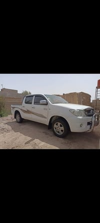 هايلوكس ٢٠٠٦ • بصرة • نقصة تبريد