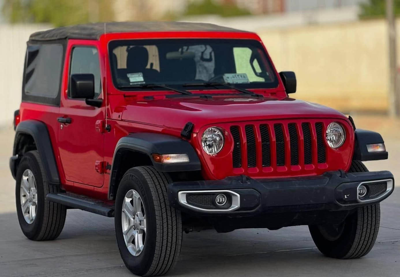 للبيع او مراوس 
Jeep Wrangler 2023 Sport
جيب رانكلر 2023 سبورت
4 سلندر تيربو 

فول فول مواصفات/  سبورت
 جام كهرباء اوتو
 شاشة - كامرة
 قطعتين تبريد
هيتر بالمري

ماشيه 14 الف ميل 
تك باب كشف 
تم تخفيض السعر
السعر 185$ بدون رقم

مرقم باسمك 200$

بيها صبغ ع كد شبر بطرف البنيد موضح بالصور !

للاستفسار خاص او واتس او اتصل
***********
