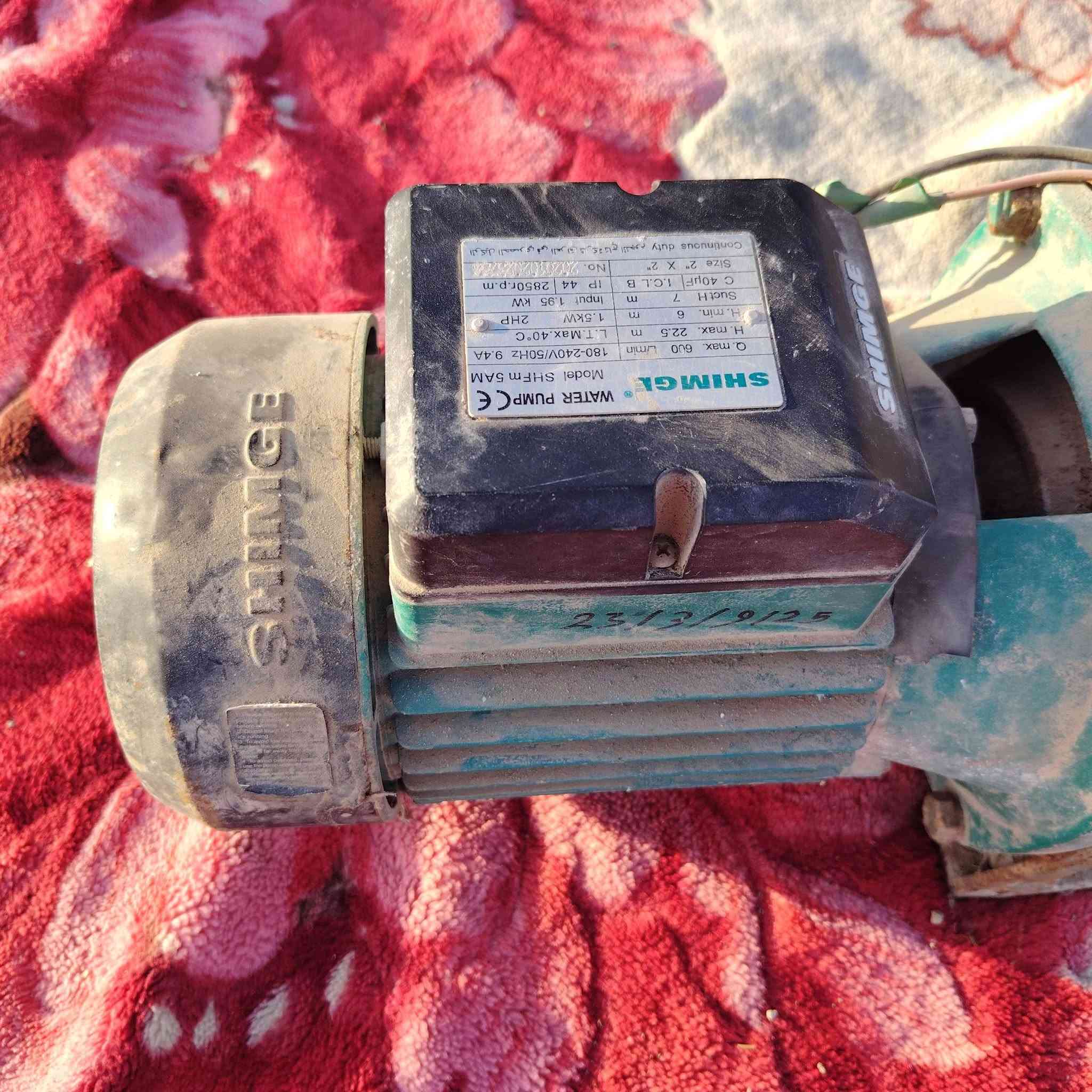 سلام عليكم ماطور ماي مال احواض أو بريمه مستعمل قليل شرط انطي مكان سماوه *********** خابر
