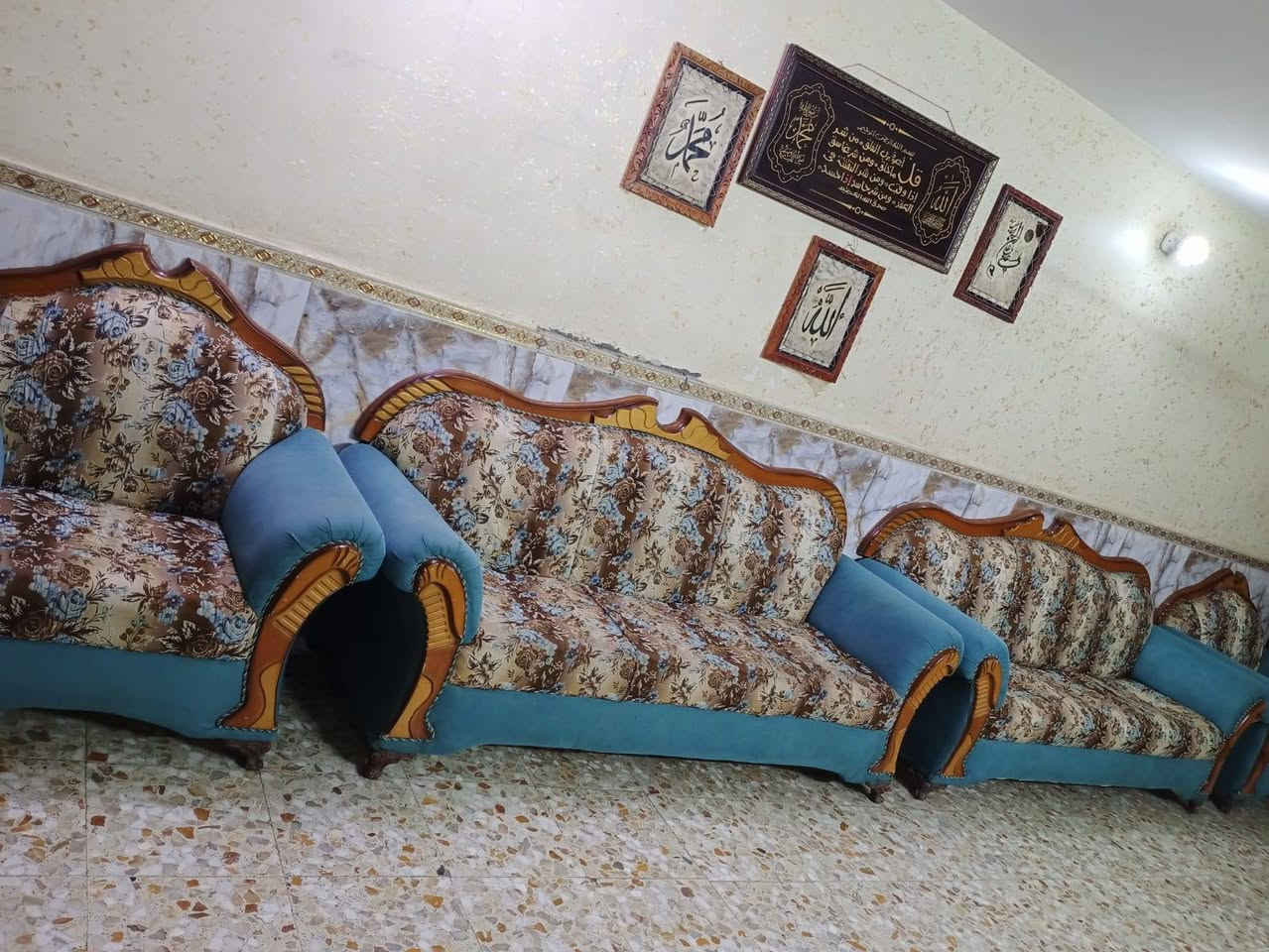 سلام عليكم
تخم زوجين 20 مقعد صاج تفصال اصلي
بغداد الكرخ منطقه سويب سعر 800 وبي مجال لشراي يتصل 
***********
*********** واتساب
