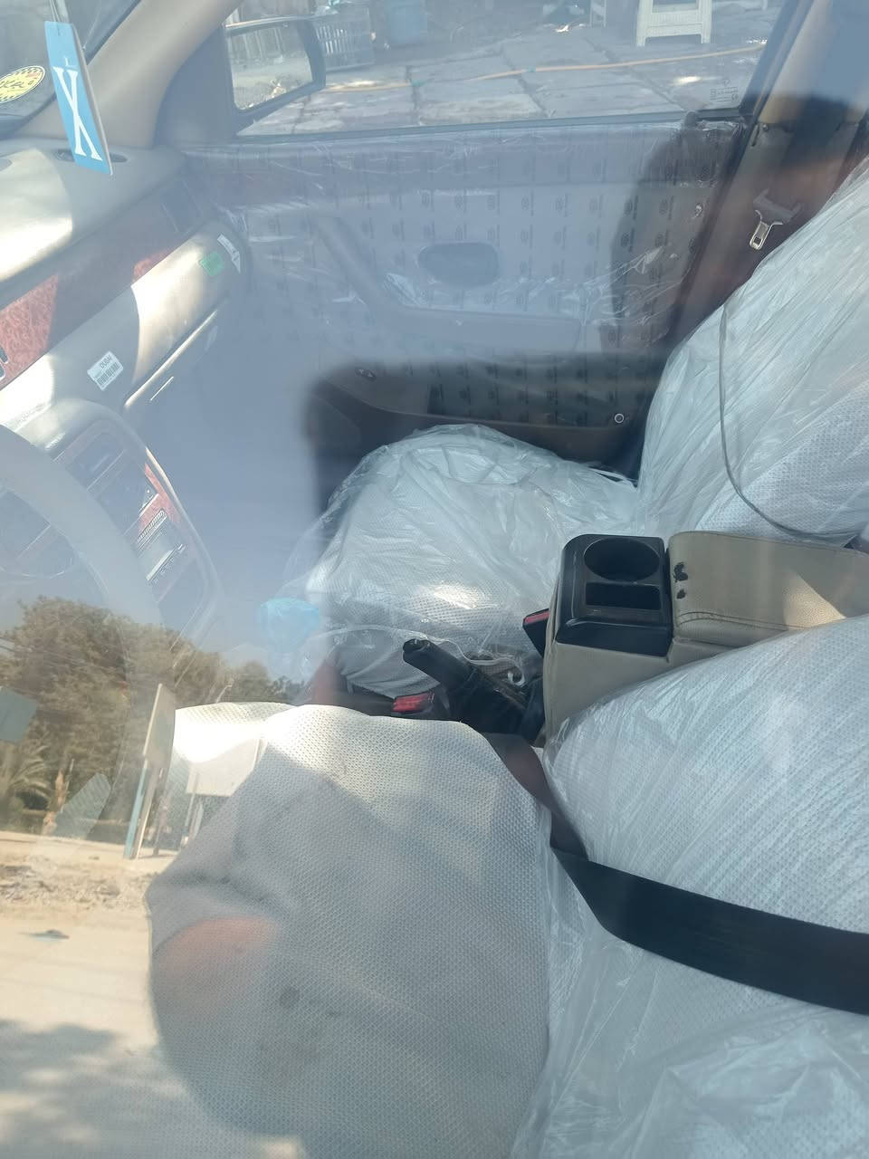 سمند 12رقم بغداد دولي اصل كرستال حلوه وجاهزه حته تبريد ما بيه اي نقص السعر 37 مكاني نجف حيره 
مامتواجد على الفيس اتصال بس***********
