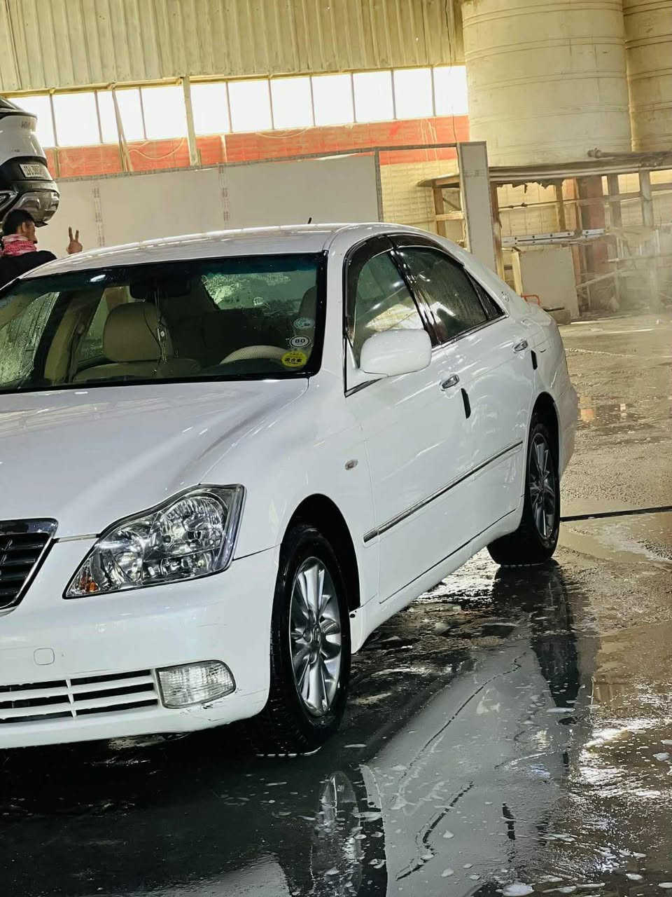 ادوات ادوات كصه جنطه 2006 اكرستال شاصي 82 
بصمه رصاصي ويل نفطي متؤمه بصره نكليزي ع الشاصي ماشيه 112 الف بعده بترابه سبير مامشدود داخل بيجي كارتون تبريد ثلج
حداده 100/100
سبايدرات 
مشط كهربأيات كله شغاله
طخم تاير جاهزه ع اخر حبايه
*********** مكاني ناصريه سيددخيل
