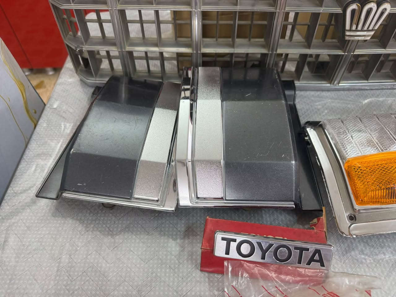 قطع غيار • للبيع