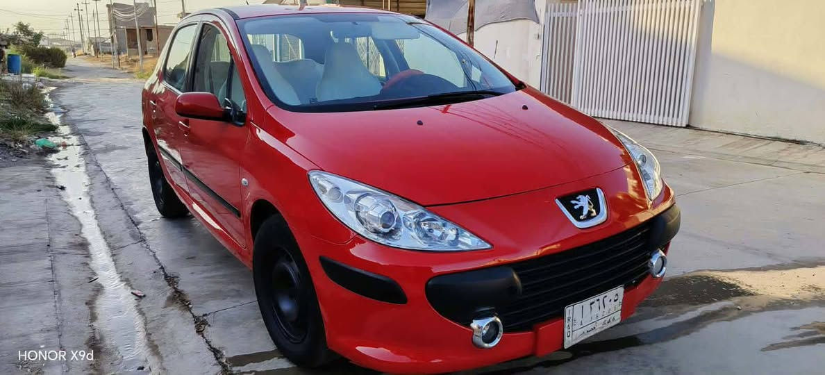 بيجو 307
2006
كير محرك تبريد صدر شرط 
تخم تاير جديد 
كهربائيات شرط 
شرط وكاله تحويل 
السعر 50 وبيها قليل 
يرهم مراوس بأحدث وانطي فرق  قسط شهري ورقتين 
مكاني بيجي الحجاج 
***********

نص مكتوب في الصور:
- HONOR X9d
