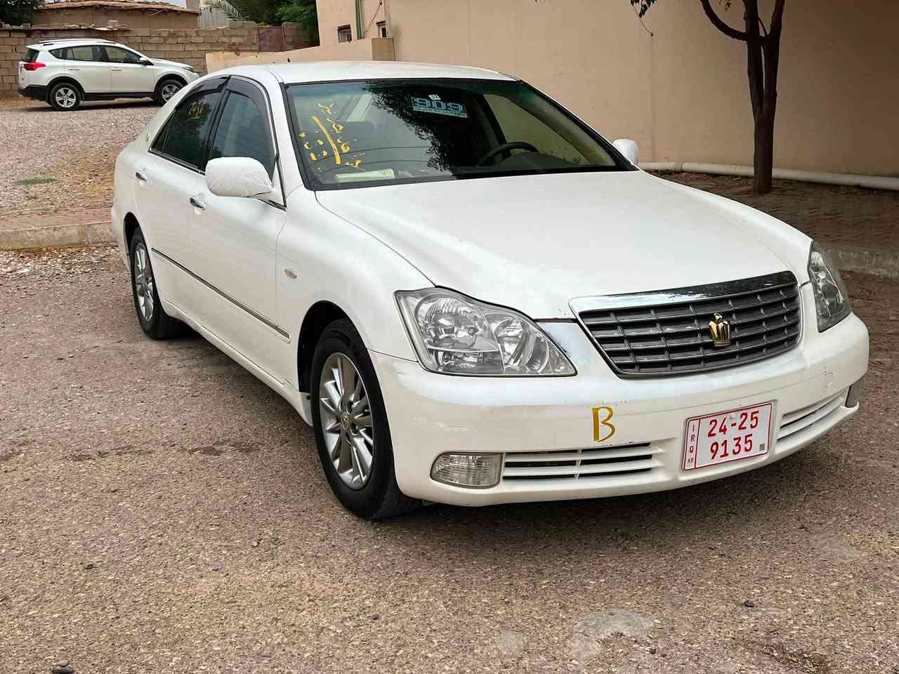 سلاو لةهةمولايك
شاهينة موس ٢٠٠٧ 
ساج مةلكي ٣دوكمة بةردة
گةورة بةكةورة 
بي جال بي شوخت بي قوباوي بي دةعم ليدواو قرج 
بي بوياغ كودي هية 
تاو ويلي لوك نةوت 
سعر ٧٢ مجالي كةم 
***********

