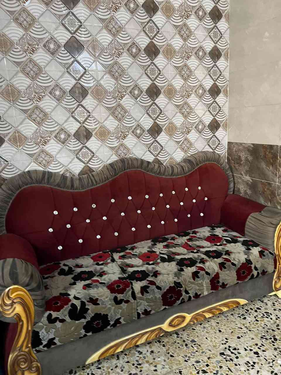 سعرهن 550 تخمين يعني الواحد 275 بيهن مجال مكاني نجف ***********
