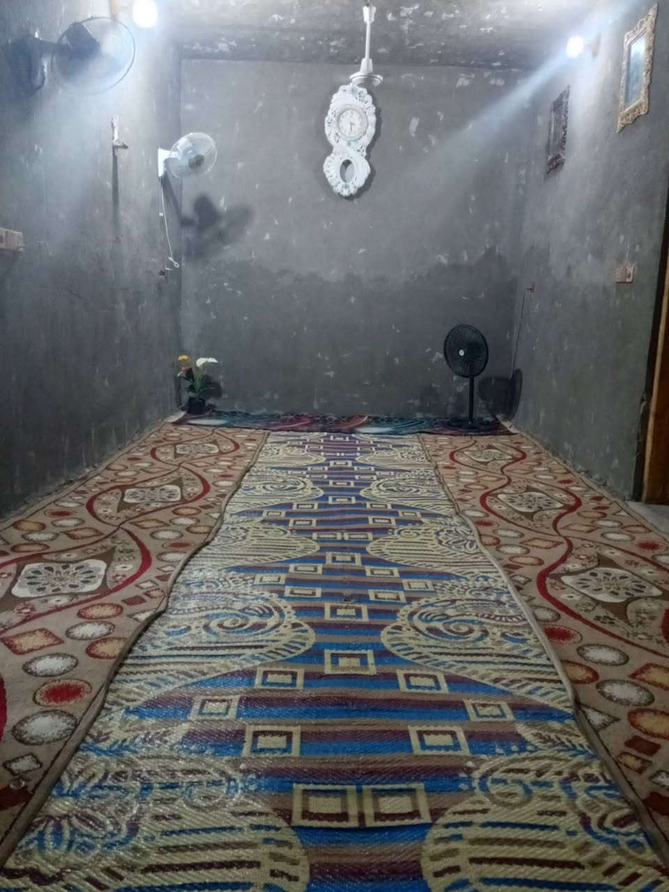 بيت للبيع قرب المتنبي المساحه ١٥٠متر طابو زراعي سند 25.0 الاستفسار *********** السعر ٢٥ وبي مجال
