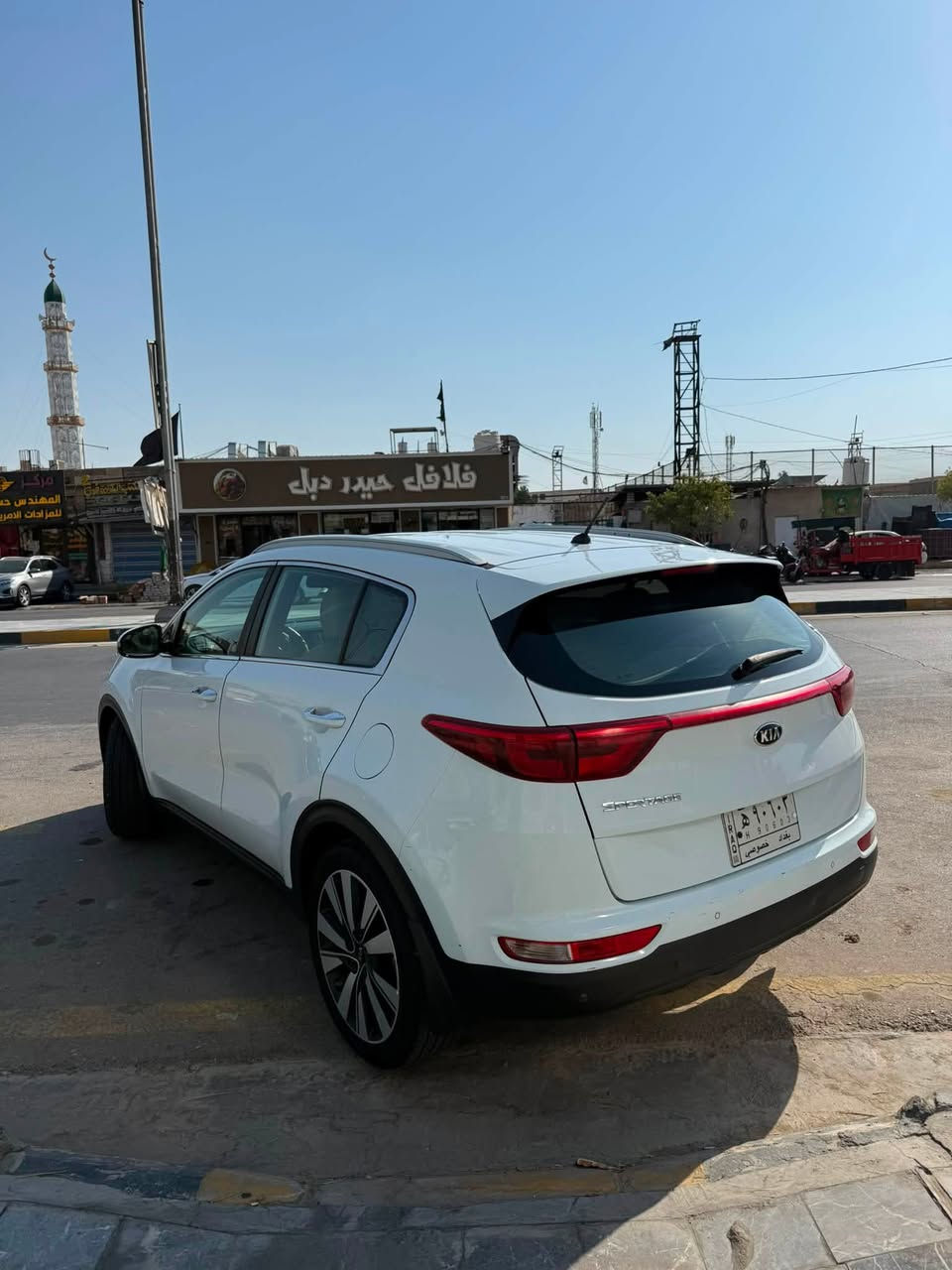 سبورتج ٢٠١٨
خليجي مكفولة كفالة عامة

ماشية ١٦٥ الف

مكانها واسط الكوت

داخل بيجي جلد وقماش

السيارة بدون اي نقص

تحويل ثاني يوم بأسمي السيارة

شاشة اندرويد

السعر ١٧٥ وبيها مجال

للاستفسار ***********
