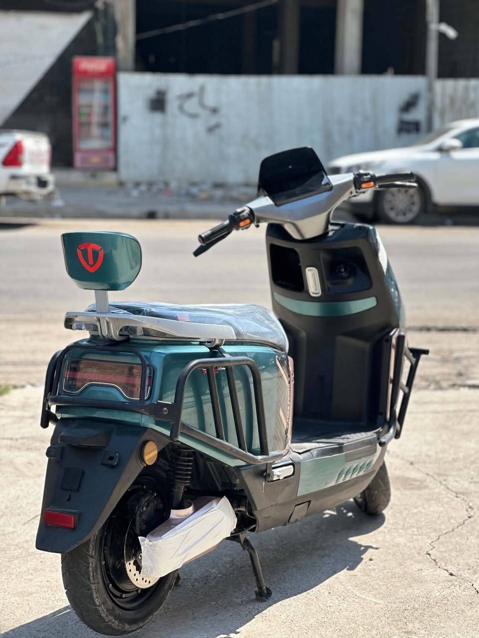 ماطور شحن البيع
@موديل 2025 

نوعيه تيسلا

باتريات شرط الفحص
ملف 2000
 السرعه 70

والسعر مليون ومئه وبي مجال  
والاستفسار على الرقم ‏‪***********‬‏
