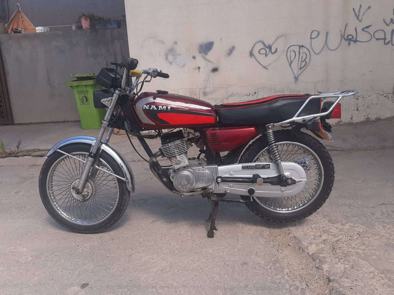 للبيع ماطور نامه موديل 17محرك لا صرف ولا بخار كهربائية كامل شغال سعر 300بي مجال قليل جماعت 200او 250اعبر المشور مابيع مكانك كركوك حسابات ***********

