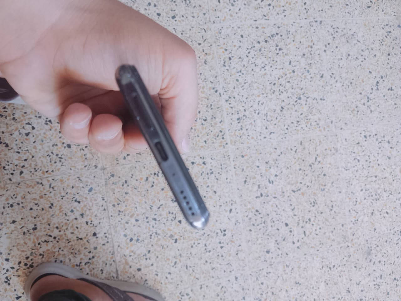 Y9a
جهاز حيل نضيف للبيع مبدل شاشة اصلية مال تفصيخ 

سعرة 85 الف ،***********
