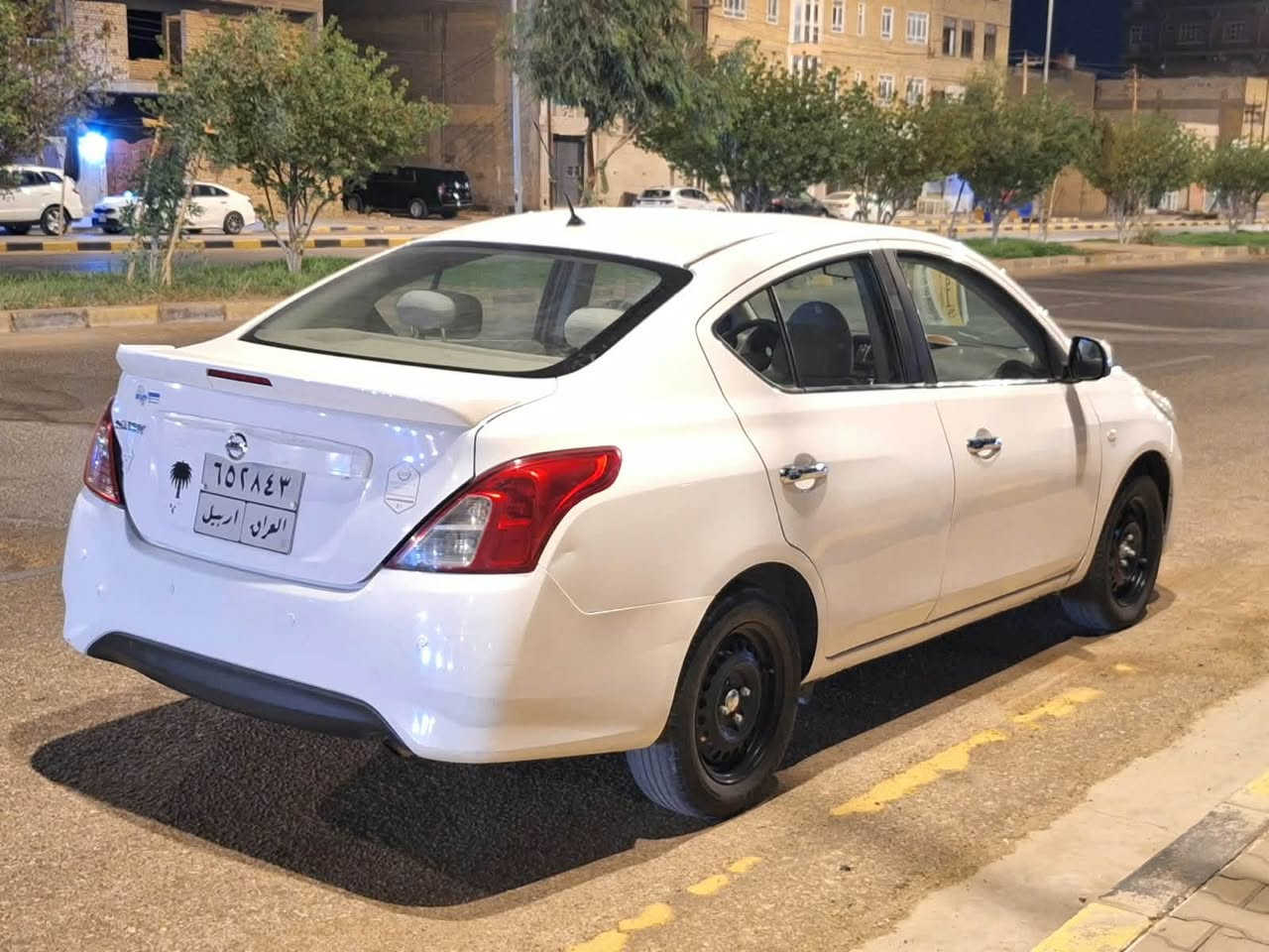 نيسان صني هندي بليتة زركة مديل 2021 
رقم اربيل بأسم شركة مهند موجودة بلنجف 
بيها باب مبدل وبارد سونارها موجود 
ماشية 140 الف 
كير محرك حدادية شواصي مكفول 
السعر 93 بي مجال قليل 
***********
المكان النجف 
بيع فقط بدون مراوس
