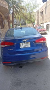 فورتي 2017  حادث بنيد فقط بدون دواخل  السعر 100 وبيها مجال بسيط  07763...