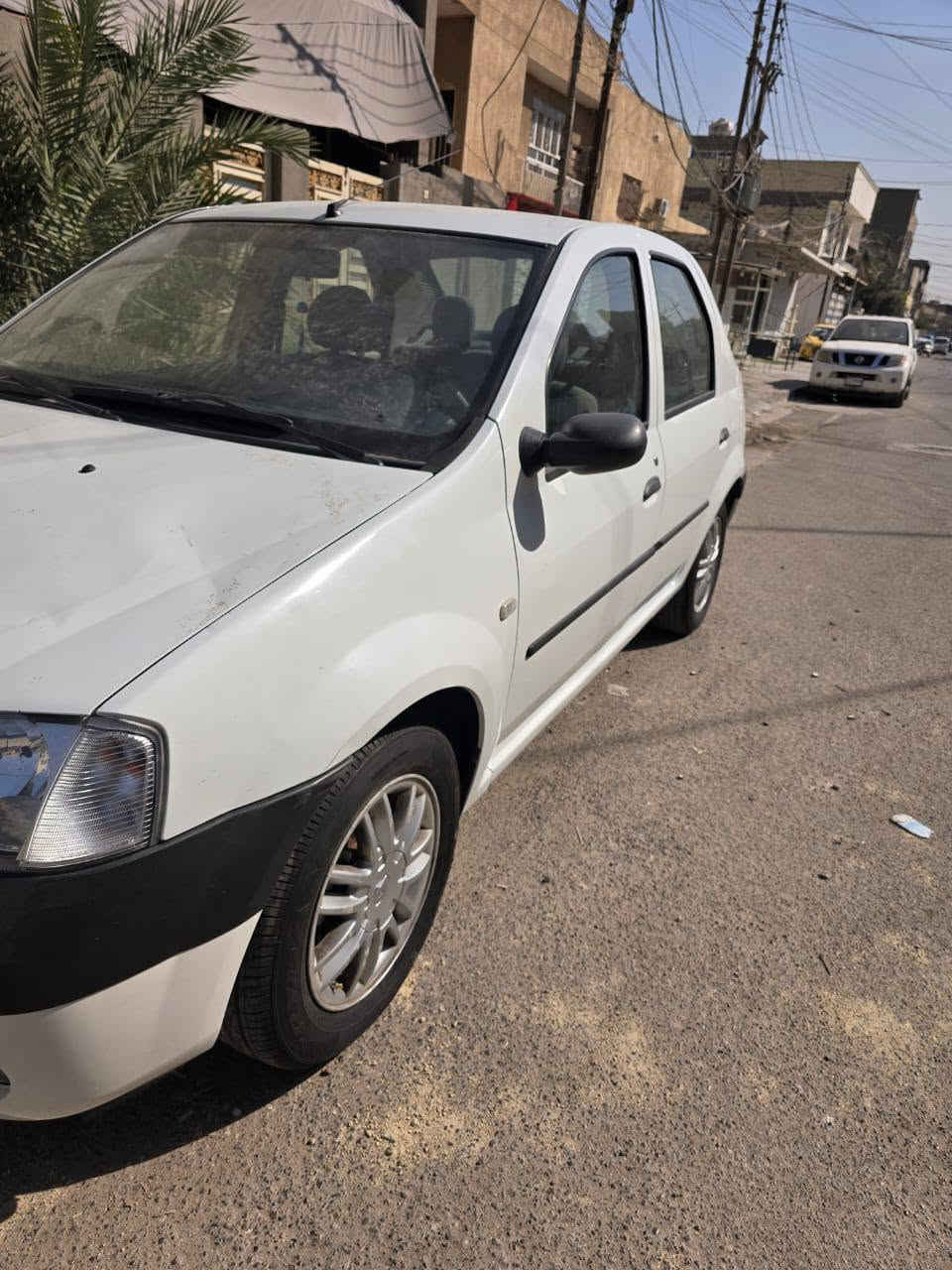من رخصة الادمن
رينو لوكان موديل ١٧ اوتوماتيك مكفولة كشر عدا الدعامية الامامية مبدلة،كير، محرك، تبريد، 

تايرات، صدر.كله نظيف

السعر ٦٧ ورقة.
للاستفسار ***********
