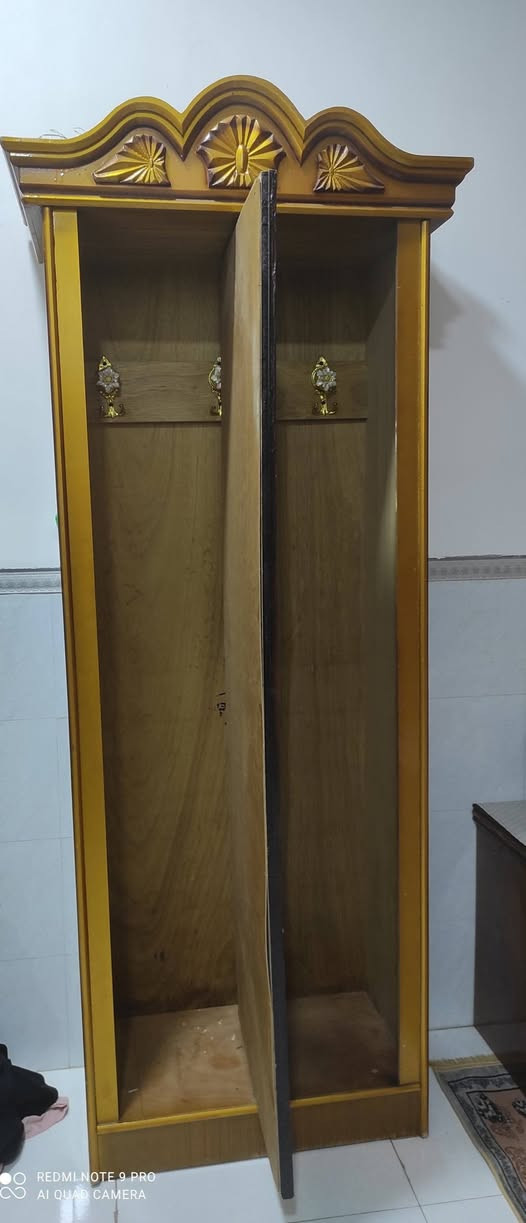 زاويه قلابه جديده ما مستخدمه السعر 50وبيها مجال 
الرقم***********
