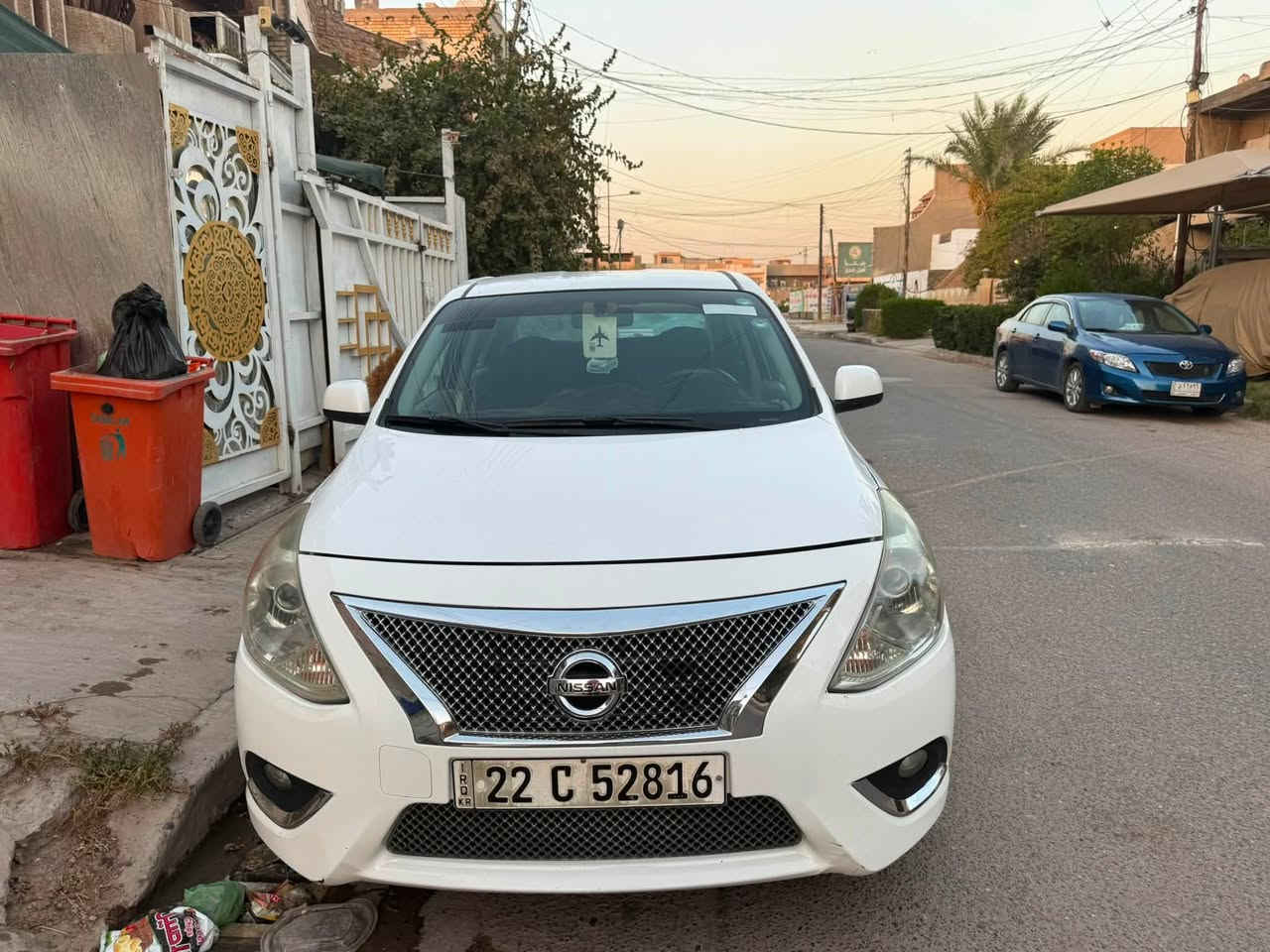 السلام عليكم 
نيسان صني هندي  موديل 2019 ام البليتة الزركة 
السيارة ماشية 158133
مكفولة مكينة وكير شرط ابيعلك سونار غير السونار مابيع السيارة بانزين سوبر ومحسن فقط فقط نوعية الدهن ميتاسو الياباني وعليها ادامة كل6 اشهر السيارة مداريها كلش عليها منظومة عدسات شمسي مثل ما موضح بالصور شاشة تدعم ابل كار بلي وتكدر تنزل هواي برامج بيها 
رقمها اربيل بأسمي وسنوية 2030 
سعرها 100 قفل واكو كلشي متوفر بالسوك روح دور بس اهم شي نظافة المكينة والكشر والسيارة ممتعوبة 
***********

