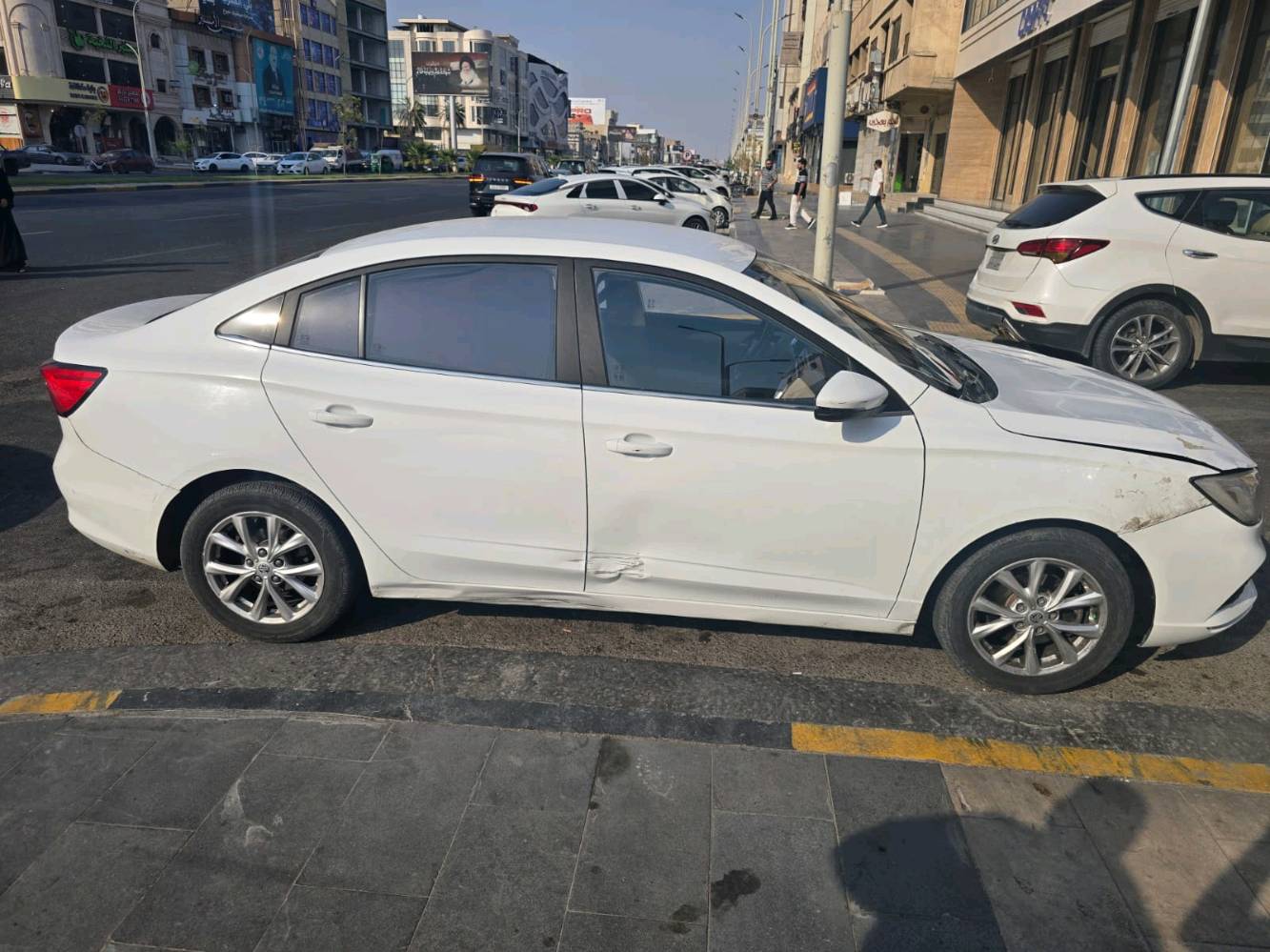 السلام عليكم
للبيع سياره mg5  2023
جاهزه اي نقص مابيها
السياره  حادثها فقط المدكر لامامي وبنيد 
جميع الايرباكات الاماميه سليمه  
شاصي السياره سليم 
تبريد ثلج 
مكينه وگير مكفولات
_ دخول ذكي بصمه 
-شاشه كبيره
_كامره خلفيه
-رادارات خلفيه 
_ اضافه وياها فلات شوته وفلات تبريد وفلتر دهن كير ويه السياره 
وباقي التفاصيل بالفيديوا

السعر :90 وبيه مجال 

للاستفسار : ***********