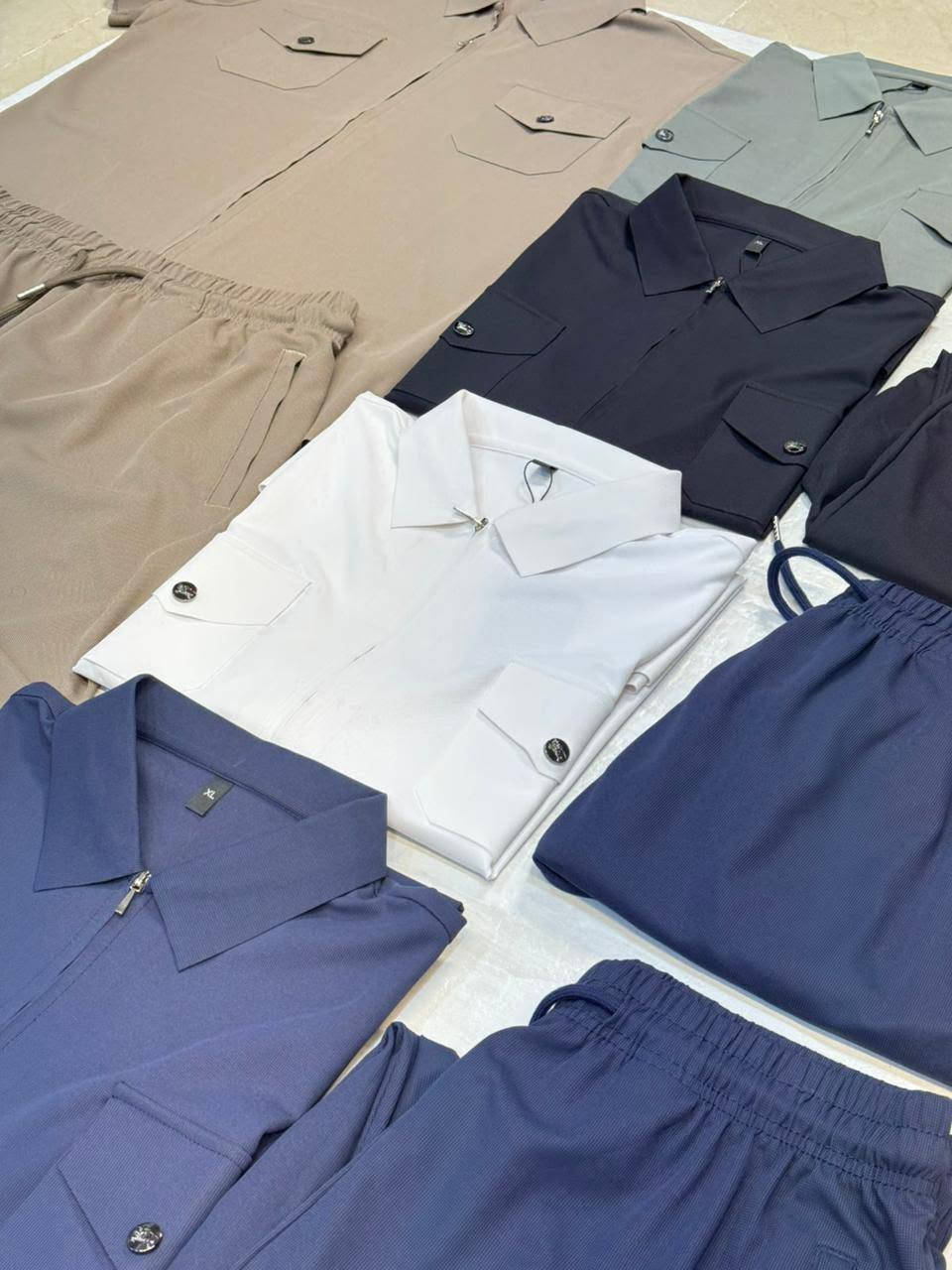 عرض خاص وبلاش
#سوت خامه حرير اصليه درجه اولى
#القياس من L XL 2XL 3XL 4xl
#السعر فقط ٢٠  الف 🔥 🔥 🔥 🔥
#العنوان ديالى كنعان الشارع العام مجاور افران بغداد
للإستفسار الأتصال *********** ***********
#لاتنسى الاشتراك بالصفحه ليصلكم كل ماهو مميز وجديد مع أزياء عماد للالبسه الرجاليه

