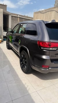 جراند شيروكي بلاك توب • ٢٠٢٠ • دبل