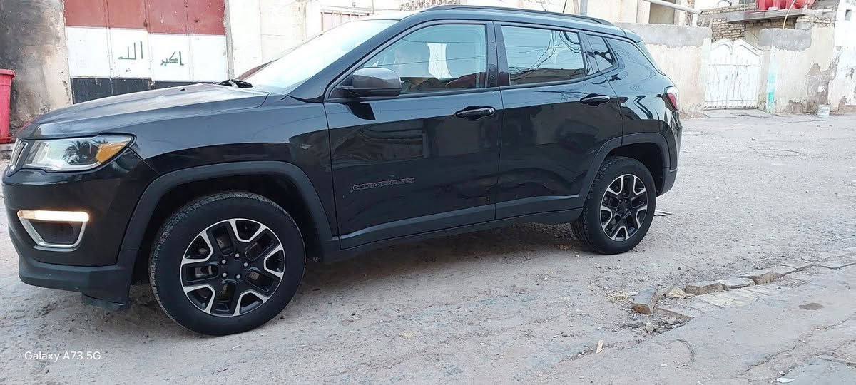 Jeep 2020
جيب كومباس تريل هوك 

موديل 2020 

وارد امريكي ضربتها جاملغ وبنيد فقط 

4 سلندر محرك 2400

ماشية 72 الف قابل للزيادة 

بصمة، تحكم ستيرن، مثبت سرعة، 

حدادية 

تبريد قطعتين ثلج

رقم ميسان  وشرط التحويل

باقي التفاصيل للسيارة معروفة 

السيارة جاهزة
مكان السياره ميسان العماره
 للأستفسار 
***********
***********
