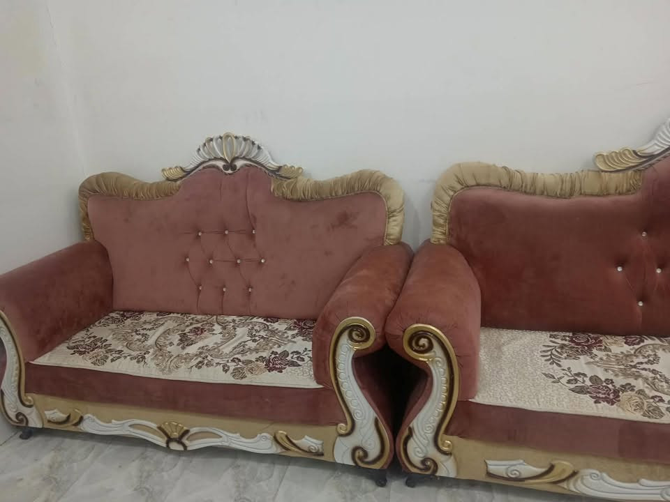 تخم • ١٠ نفرات