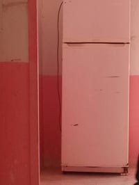 ثلاجه • للبيع