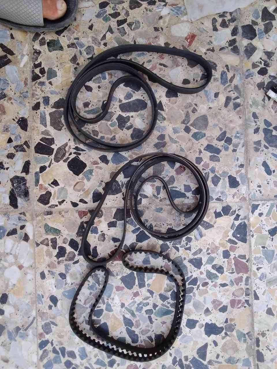 السلام عليكم غراض البيع كلشي على ٥ الف فقط الهورنات ١٠ الف مكاني الشعب ***********

