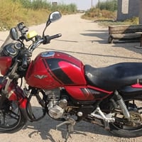 باجاج V15 • أوراق • جسر الفرنسي