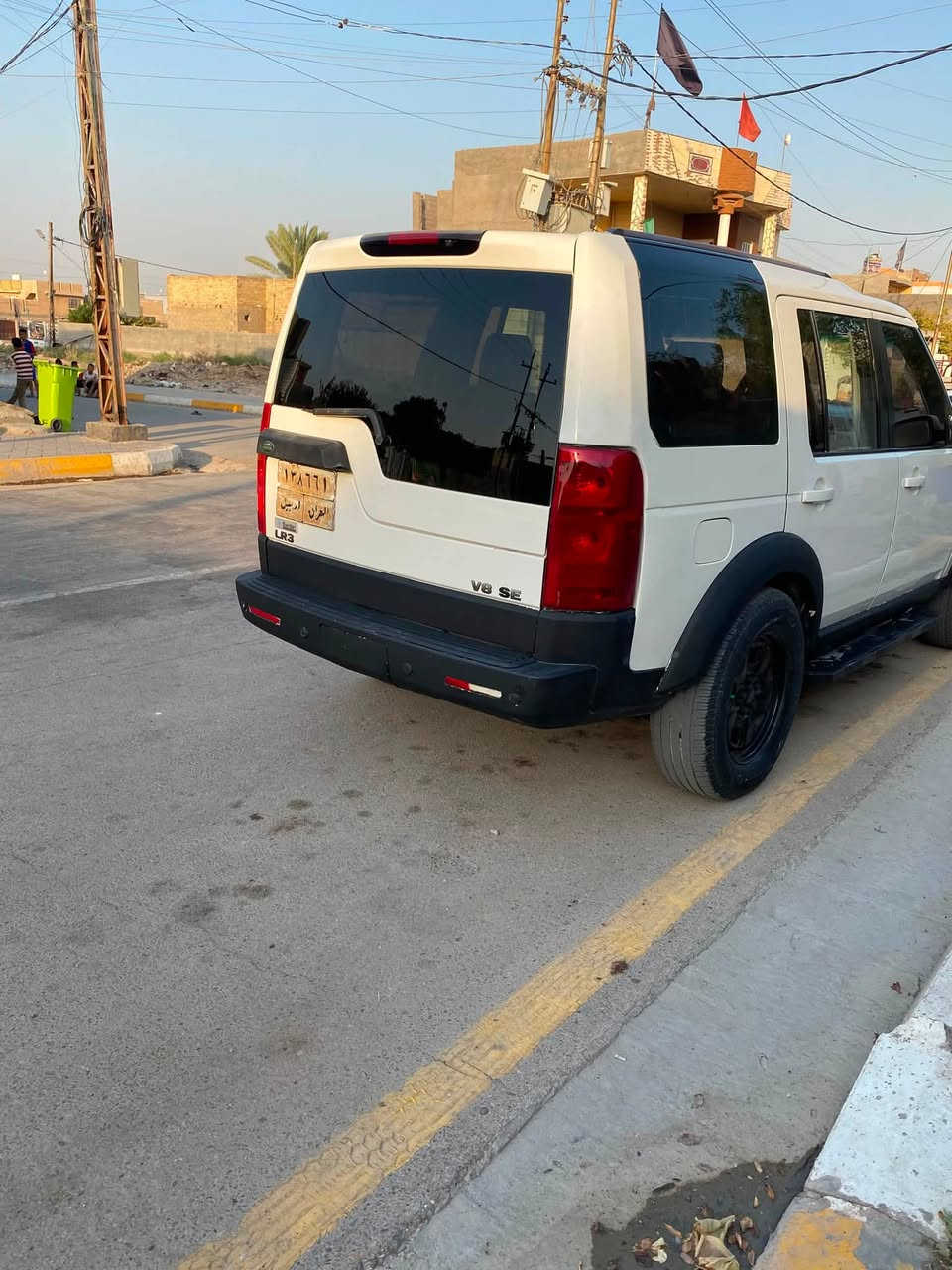 @سلام عليكم لاندي موديل5
كير ومكيه حاويه مال لكزز خمسه و٧٠٠
السياره جهازه تبريد شغال كل نقص مابيهي 
مكانيّ السياره واسط زبيديه
***********
