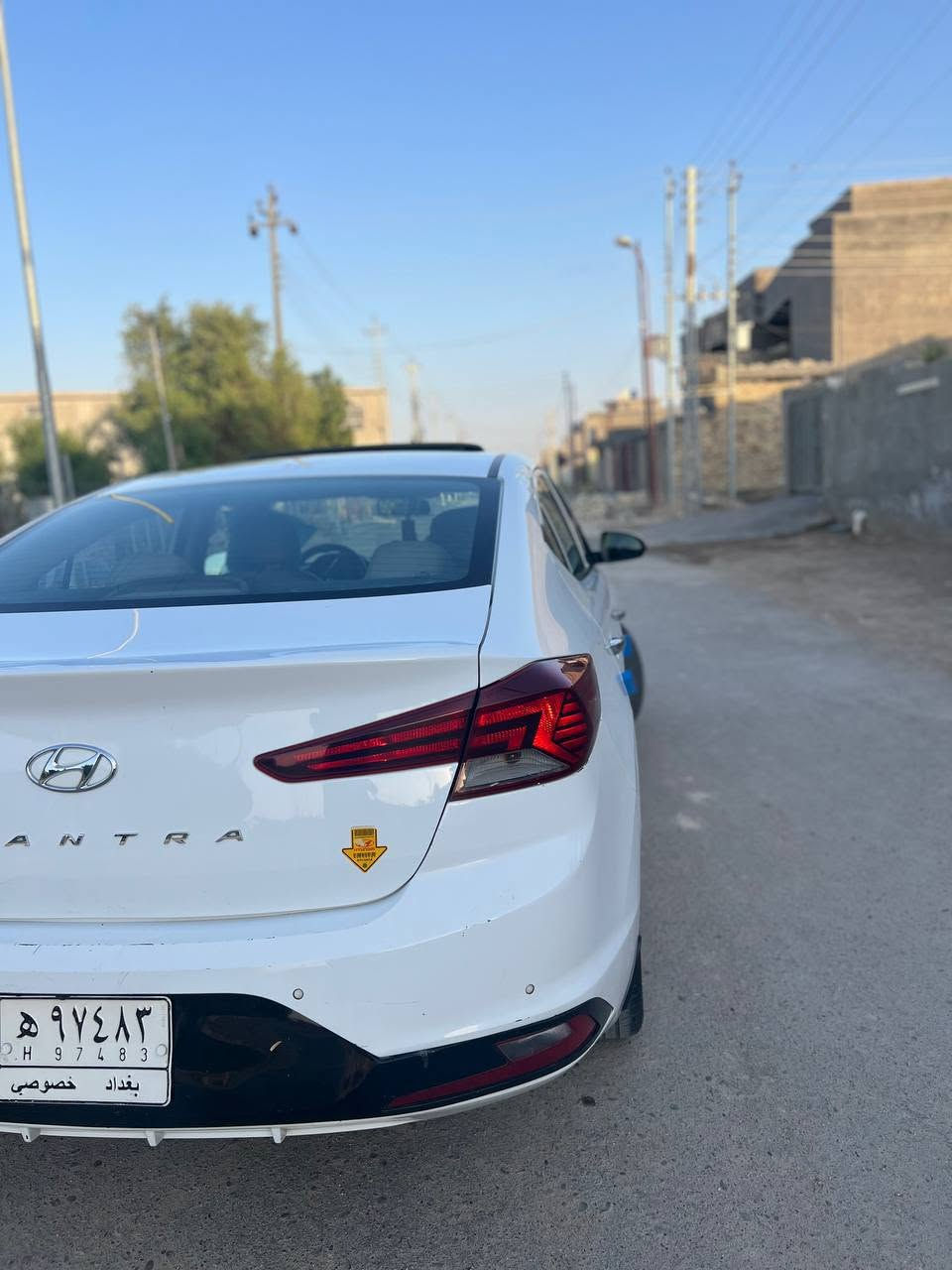 سلام عليكم للبيع الانتره 2019 فول موصفات 1/1 كفاله عامه بصمات فتحه جنطه ذكيه حساسات مري شفط يدات نيكل كشنات جلد 4 انضمه قياده محرك 2000 تحويل ثاني يوم  للاتصال 160 وبيها مجال  ***********/***********

