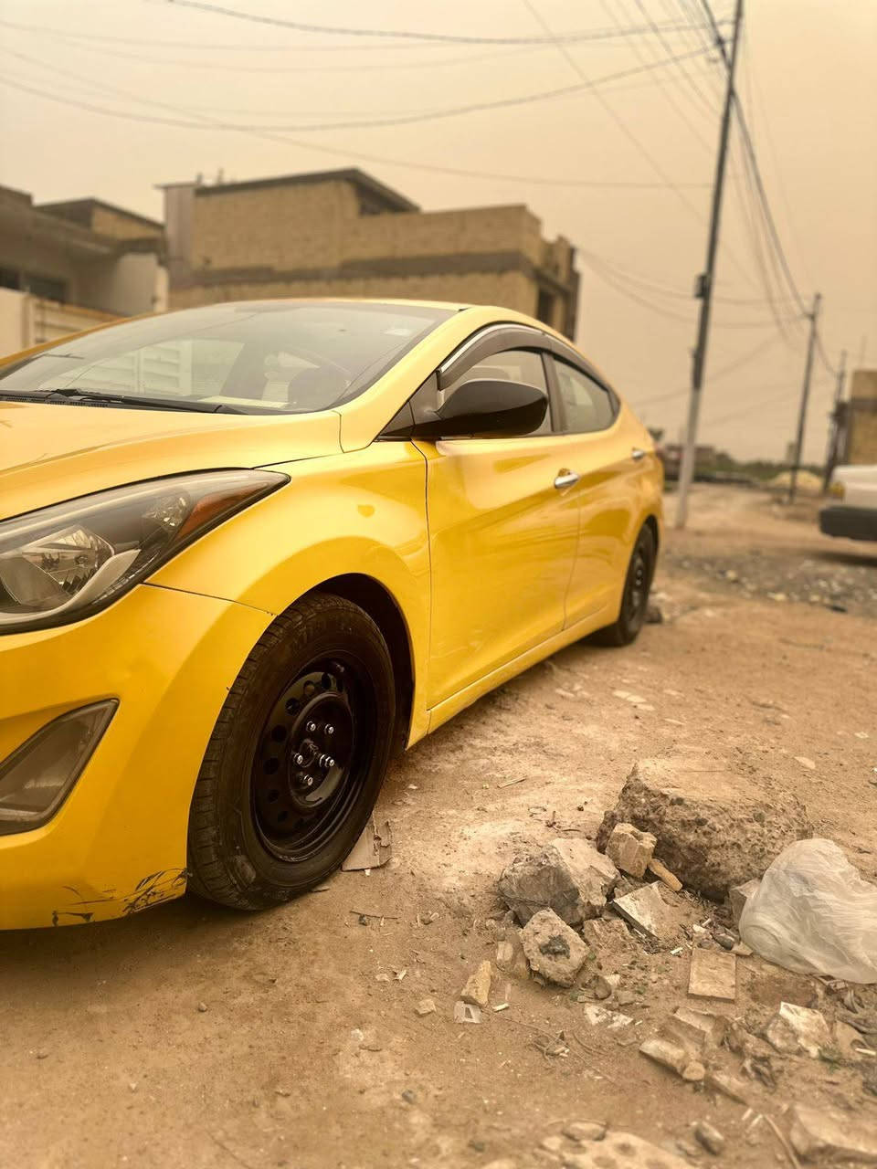 سيارة إلنترا موديل 2015 ضررها بابتين مكينة كير حدادية مكفولة خير من الله سعرها97 وبيها مجال وارد امريكي منضومة غاز للتواصل رقم ***********
