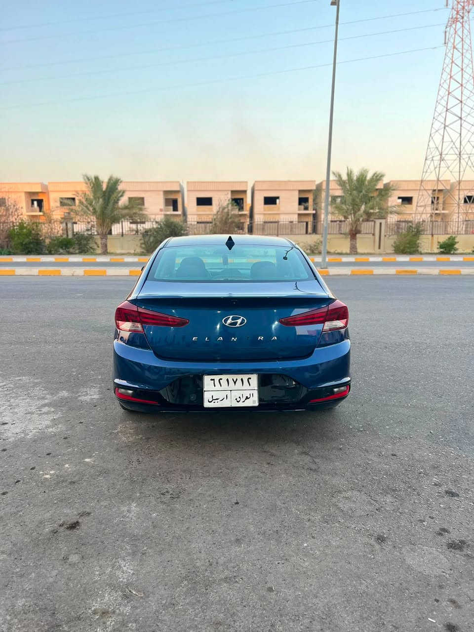 الالنترا 19وارد امريكي 
ضرر جاملغ وبنيد وبالعراق صار نص باب السكن والهلال الخلفي 
محرك 2.0دوش مبدل 
كير Atالمرغوب 
المواصفات نص فول 
السعر 110وبيها مجال ويرهم مراوس
***********

