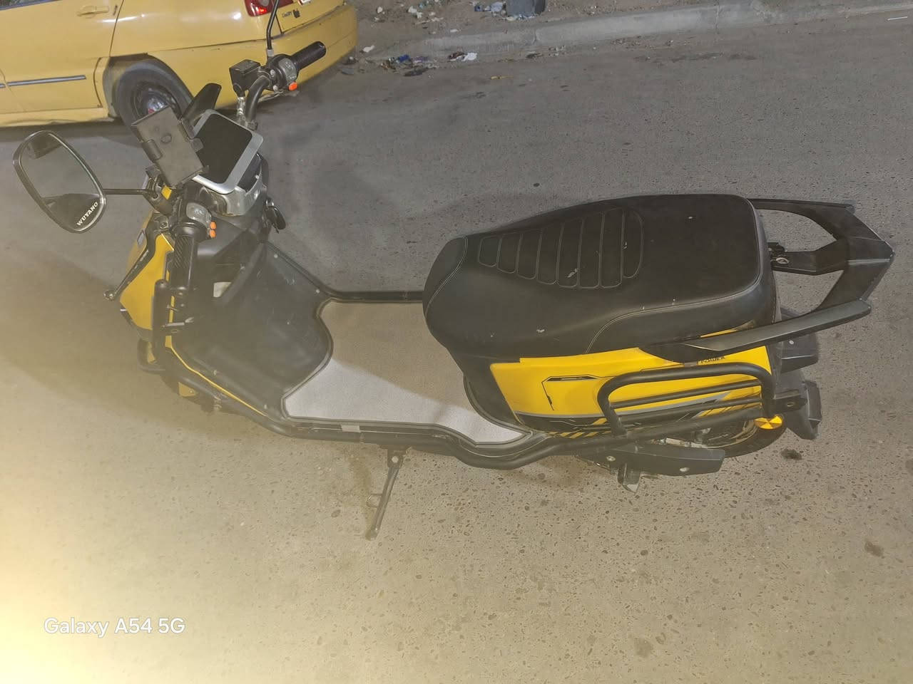 دراجه شحن للبيع ستعمال قليل ستعمال اقل من سته اشهر 5بطاريات شغاله سرعه ٨٥ اسمها ام عيون سعر 600الف بغداد لامين ثانيه ***********

نص مكتوب في الصور:
- Galaxy A54 5G